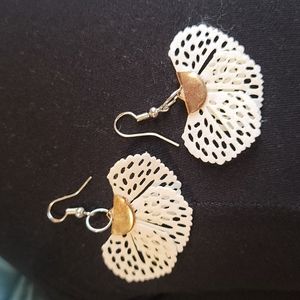 Little white dandle earrings